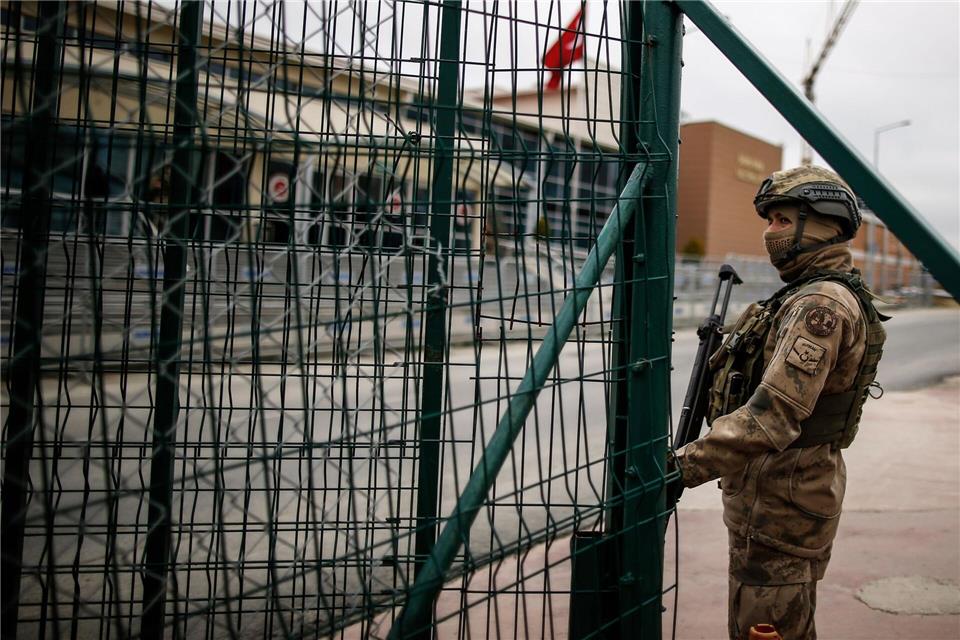 Im Gefängnis im Istanbuler Bezirk Silivri sind zahlreiche Regierungskritiker inhaftiert. (Archivbild)Emrah Gurel/AP/dpa