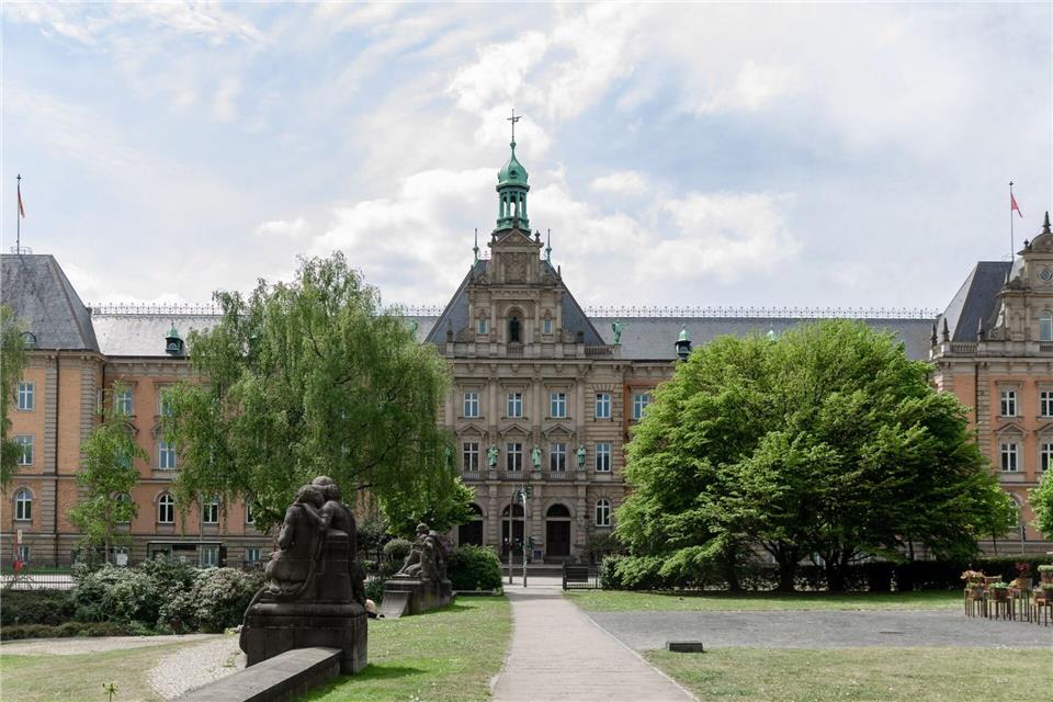 Im Hamburger Ziviljustizgebäude sitzt auch das Amtsgericht Mitte. (Archivbild) Markus Scholz/dpa