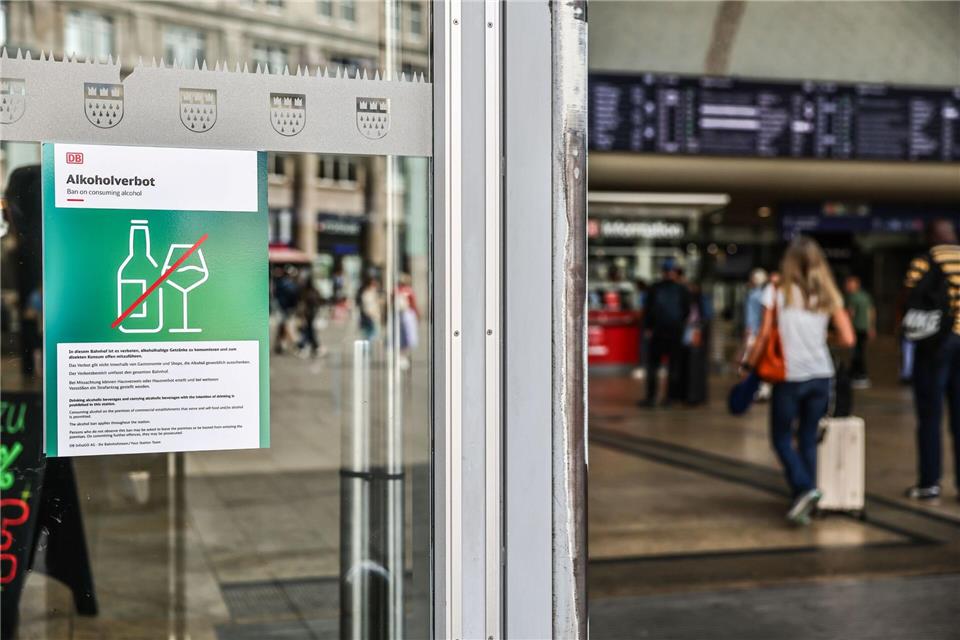 Im Hauptbahnhof Köln besteht bereits ein Alkoholverbot.Oliver Berg/dpa