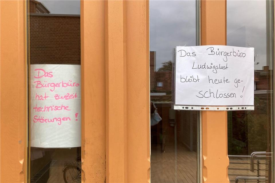 Im Jahr 2021 war die Verwaltung des Landkreises Ludwigslust-Parchim nach einem Cyber-Angriff über viele Wochen eingeschränkt. (Archivbild)Iris Leithold/dpa-Zentralbild/dpa