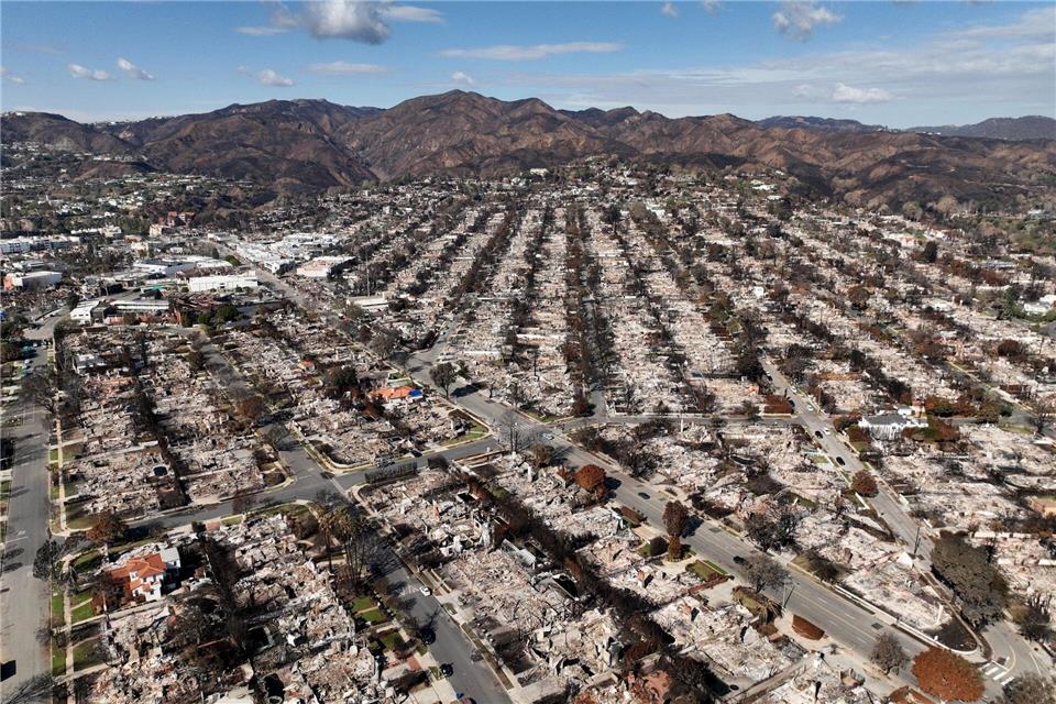 Im Januar hatten verheerende Brände ganze Viertel von Los Angeles verwüstet. (Archivbild)Jae C. Hong/AP/dpa