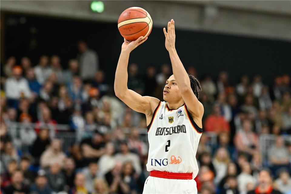 Im Juli wurde Alba-Neuzugang Jack Kayil mit Deutschland U19-VizeweltmeisterUwe Anspach/dpa