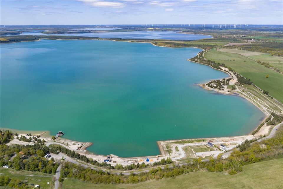 Im Juni sollen Menschen gleichzeitig ins Wasser gehen und die neuen Kanäle symbolisch eröffnen.Robert Michael/dpa