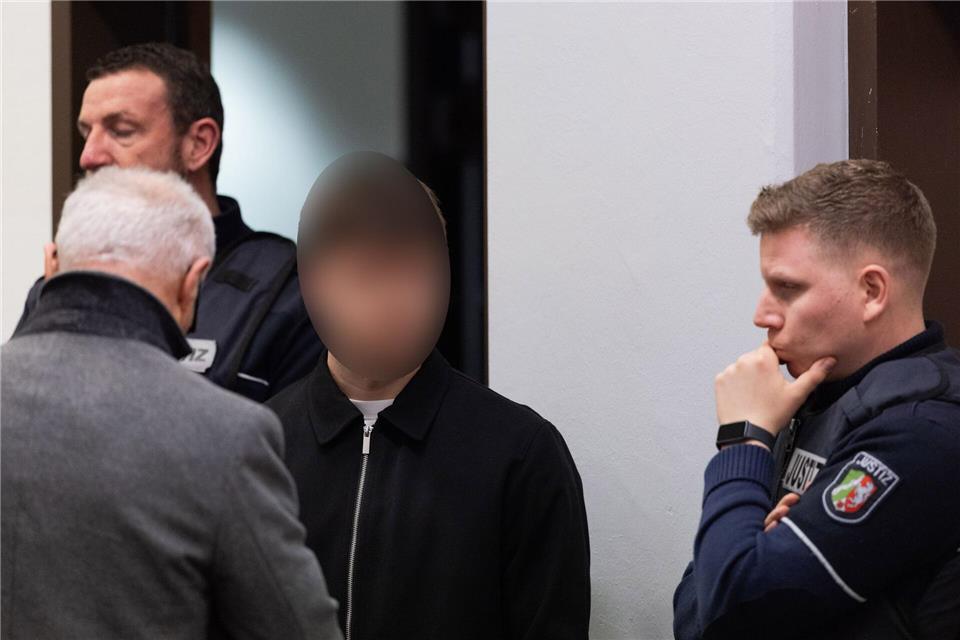 Im Kölner Prozess um ein mutmaßliches Autorennen mit zwei Toten wurden die Urteile gesprochen. (Archivbild)Rolf Vennenbernd/dpa