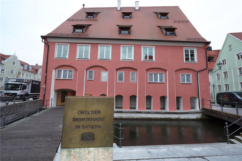 Im Kramerzunfthaus in der Innenstadt hielten Bauern und Handwerker im Jahr 1525 ihre Forderungen in den „Zwölf Artikeln“ fest.Karl-Josef Hildenbrand/dpa