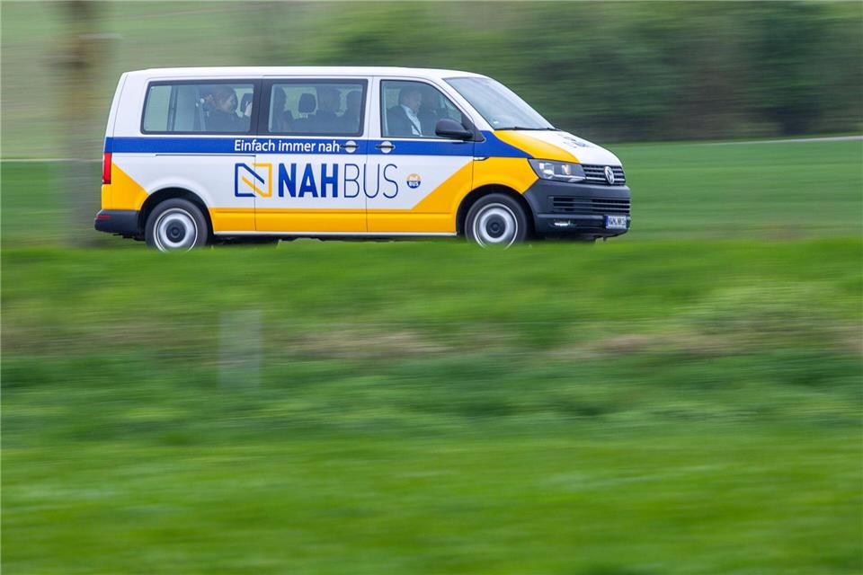 Im Landkreis Nordwestmecklenburg ist der Rufbus flächendeckend ausgerollt. (Archivbild)Jens Büttner/dpa