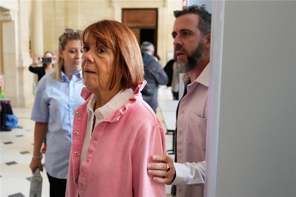 Im Missbrauchsfall Gisèle Pelicot in Frankreich hat ein verurteilter Täter in einem Berufungsprozess eine höhere Strafe erhalten. Lewis Joly/AP/dpa