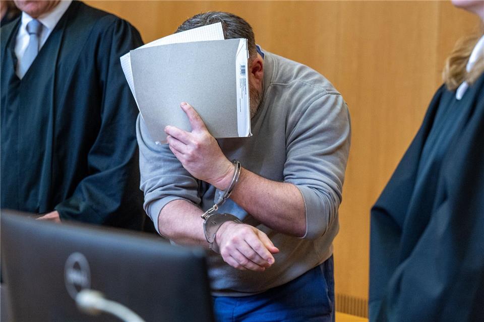Im Mordprozess um den Tod einer dreifachen Mutter ist vor dem Landgericht Landshut das Urteil gesprochen worden. (Archivbild)Armin Weigel/dpa