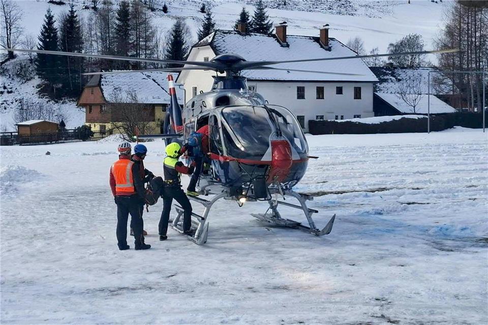 Im Murtal in der Steiermark starben drei Menschen unter einer Lawine. Ihre Leichen sollten heute geborgen werden. Roland Theny/APA/dpa