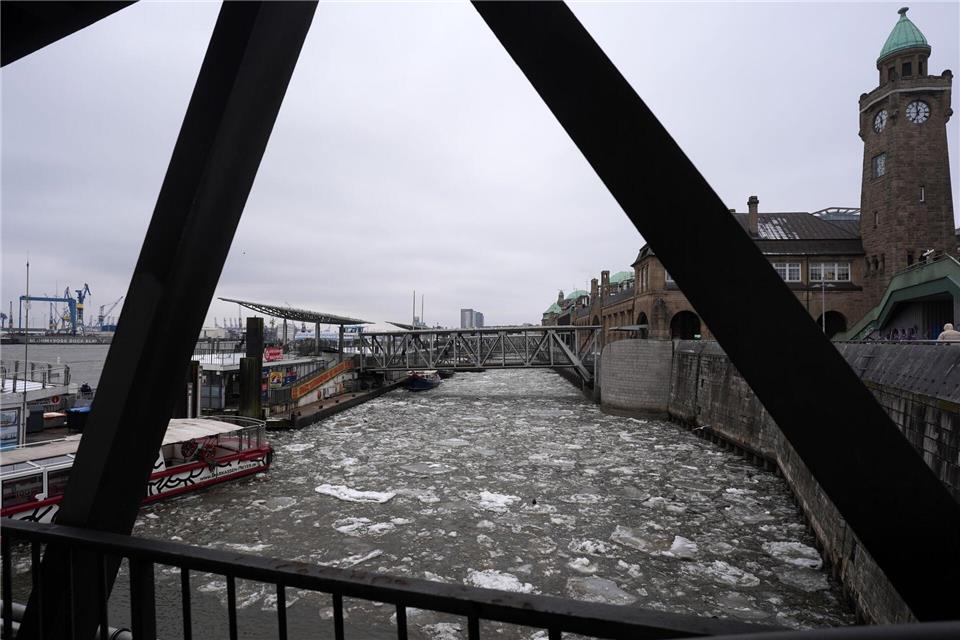 Im Norden Deutschlands fallen die Temperaturen übers Wochenende. (Archivbild)Marcus Brandt/dpa