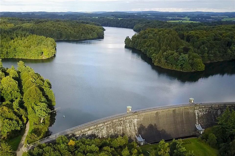 Im Norden der Stadt Wipperfürth liegt die Neye-Talsperre.Alex Talash/dpa/dpa-tmn