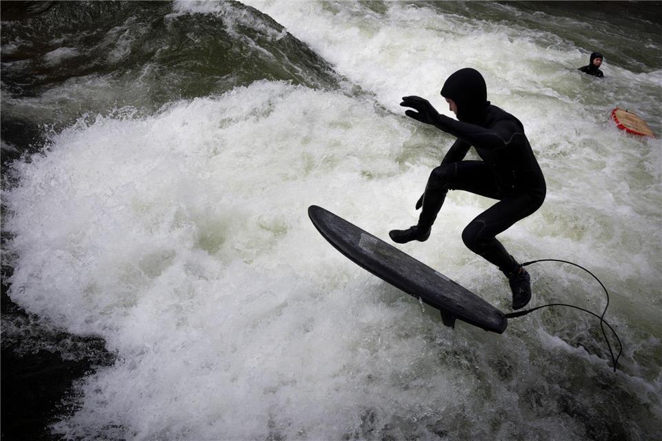 Im Oktober war die Welle verschwunden. Peter Kneffel/dpa