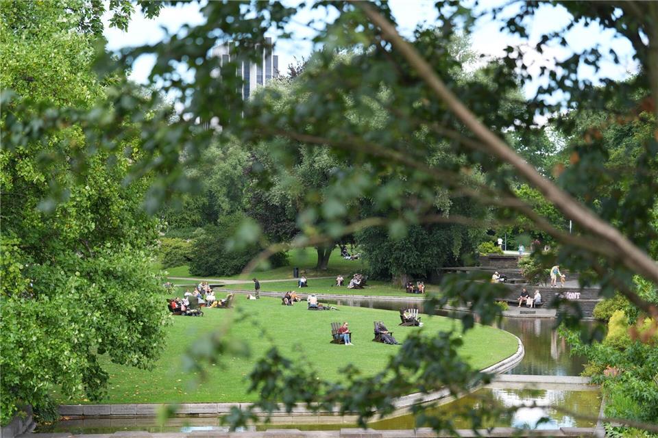 Im Park Planten un Blomen gibt es ab dem 1. Mai wieder reichlich Programm. (Archivbild)Marcus Brandt/dpa