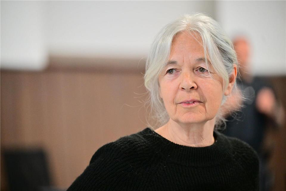 Im Prozess gegen die ehemalige RAF-Terroristin Daniela Klette wegen Raubüberfällen wird das Plädoyer der Verteidigung erwartet. Sina Schuldt/dpa