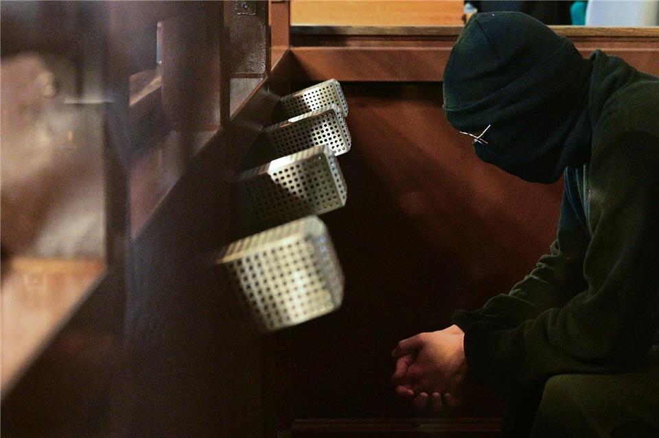 Im Prozess gegen einen 20-jährigen Syrer nach einem beinahe tödlichen Angriff auf einen spanischen Touristen am Holocaust-Mahnmal in Berlin-Mitte wird nach dreimonatiger Verhandlung ein Urteil erwartet. (Archivbild) Sebastian Gollnow/dpa