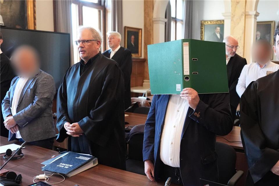 Im Prozess um den Millionen-Betrug beim Hamburger Kupferhersteller Aurubis soll am Montag das Urteil gesprochen werden. (Archivbild)Marcus Brandt/dpa
