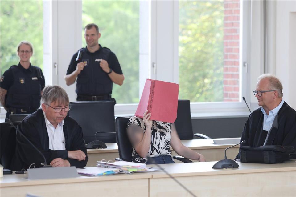 Im Prozess um den getöteten achtjährigen Fabian aus Güstrow sagten am Dienstag Polizeibeamte aus.Danny Gohlke/dpa