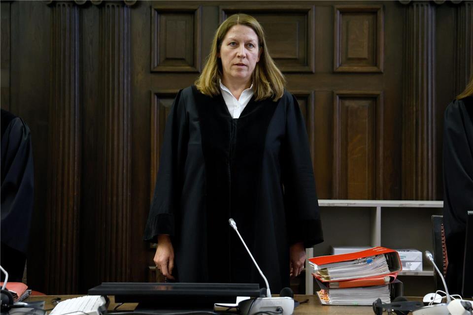 Block-Prozess: Verteidigung stellt Befangenheitsantrag Im Prozess um die Entführung der Block-Kinder hat der Verteidiger eines Mitangeklagten einen Befangenheitsantrag gegen das Gericht gestellt.Georg Wendt/dpa POOL/dpa