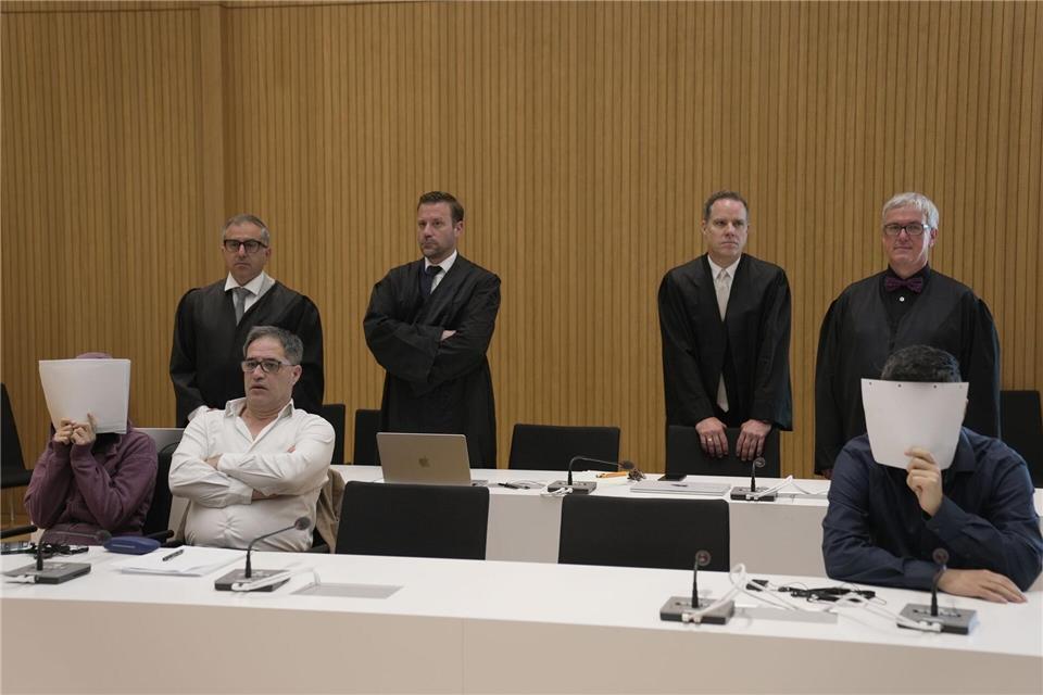 Im Prozess um die Versklavung zweier jesidischer Mädchen hatte das angeklagte Ehepaar das letzte Wort.Ehsan Monajati/dpa