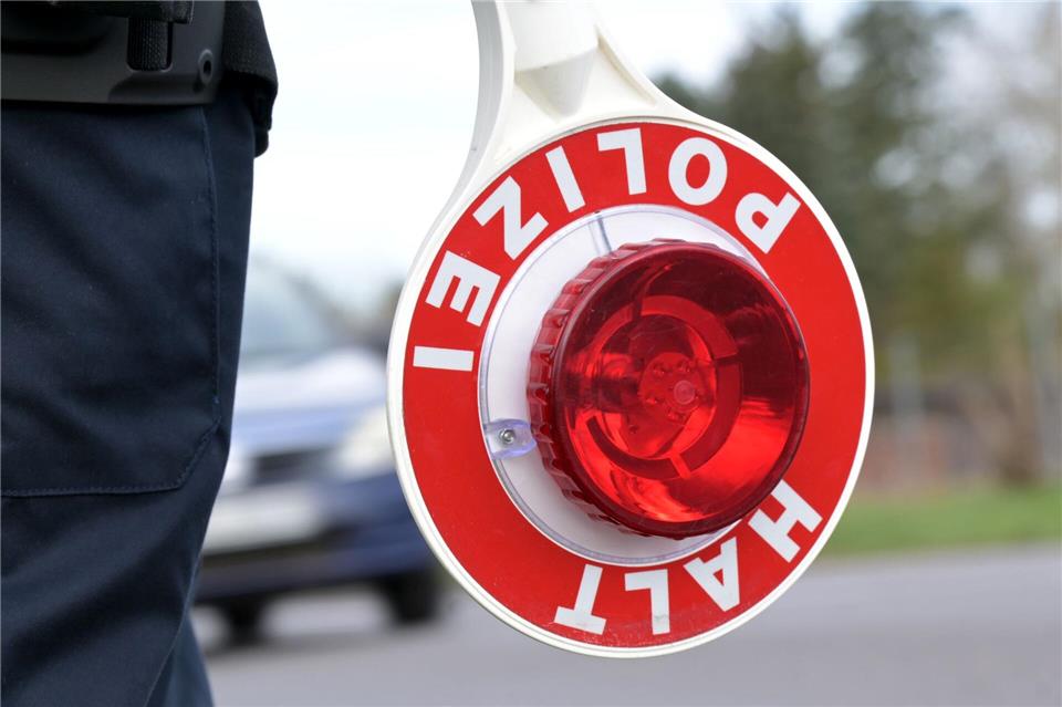 Im Rahmen des sogenannten Speedmarathons führt die Polizei verstärkte Kontrollen durch. (Symbolbild)Michael Bahlo/dpa