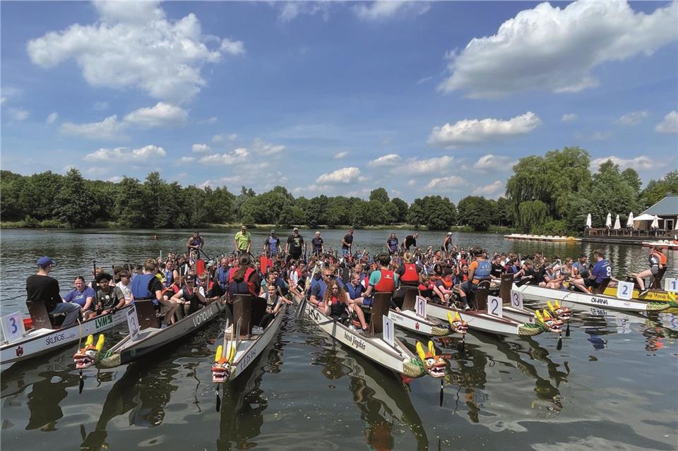 Im Rennen Rivalen, nach der Entscheidung, faire Sportsleute, vereint in der Freude am Drachenbootsport. Am Samstag steigt die 19. Auflage des Dragonboat-Cups auf dem Pröbstingsee.