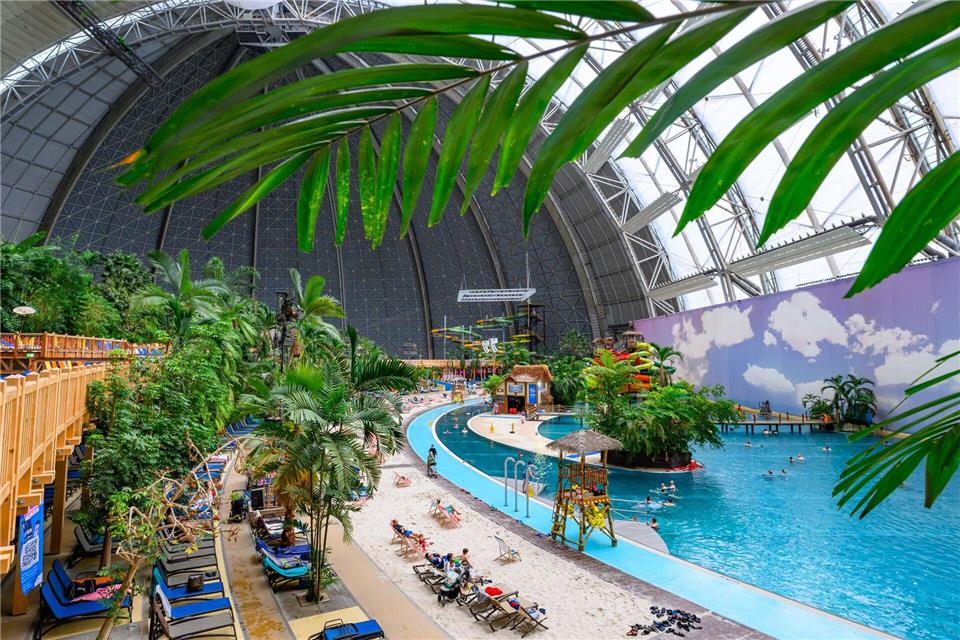Im Resort Tropical Islands gab es einen kleinen Zwischenfall. (Archivbild)Patrick Pleul/dpa