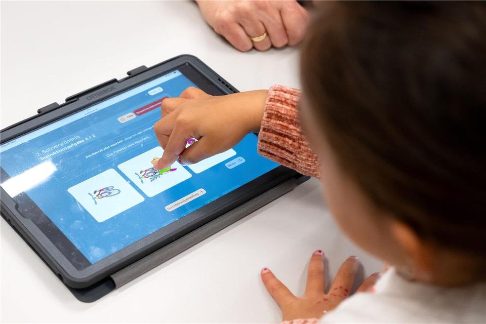 Im Saarland soll mit einer App festgestellt werden, wie gut ein Kind Deutsch kann. (Archivbild)Peter Kneffel/dpa