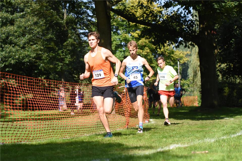 Im Schatten der Jugendburg, aber auch mit sonnigen Abschnitten: Der Burglauf geht am 6. September in der 19. Runde.