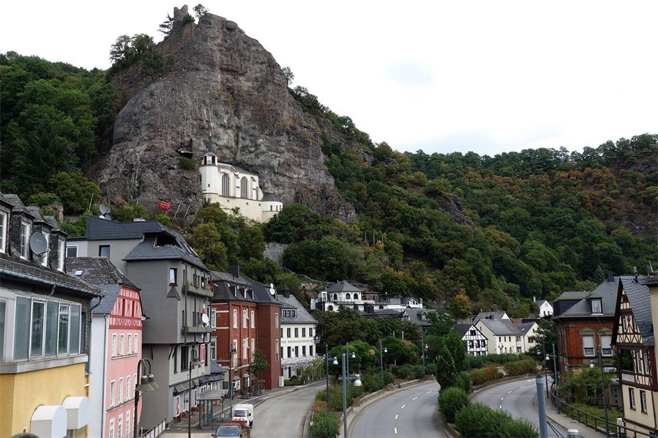 Im Stadtrat von Idar-Oberstein wird ein Antrag zurückgezogen. (Symbolbild)Harald Tittel/dpa