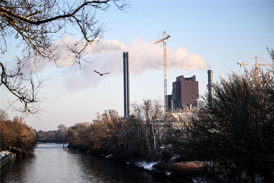 Im Südwesten Berlins gibt es wieder Strom, aber nicht alle Probleme sind gelöst. (Archivbild) Britta Pedersen/dpa