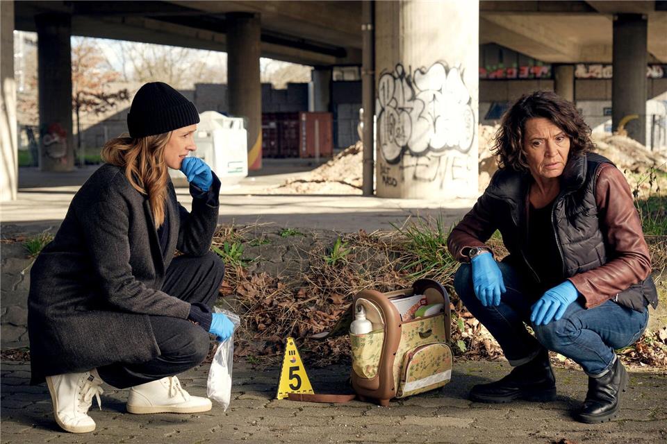 Im „Tatort“-Krimi „Der Stelzenmann“ geht es gruselig zu.SWR/Benoît Linder