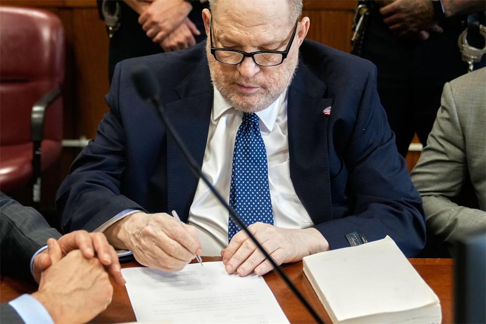 Im Verfahren gegen Harvey Weinstein wird das Strafmaß erwartet. (Archivbild)Richard Drew/POOL AP/dpa