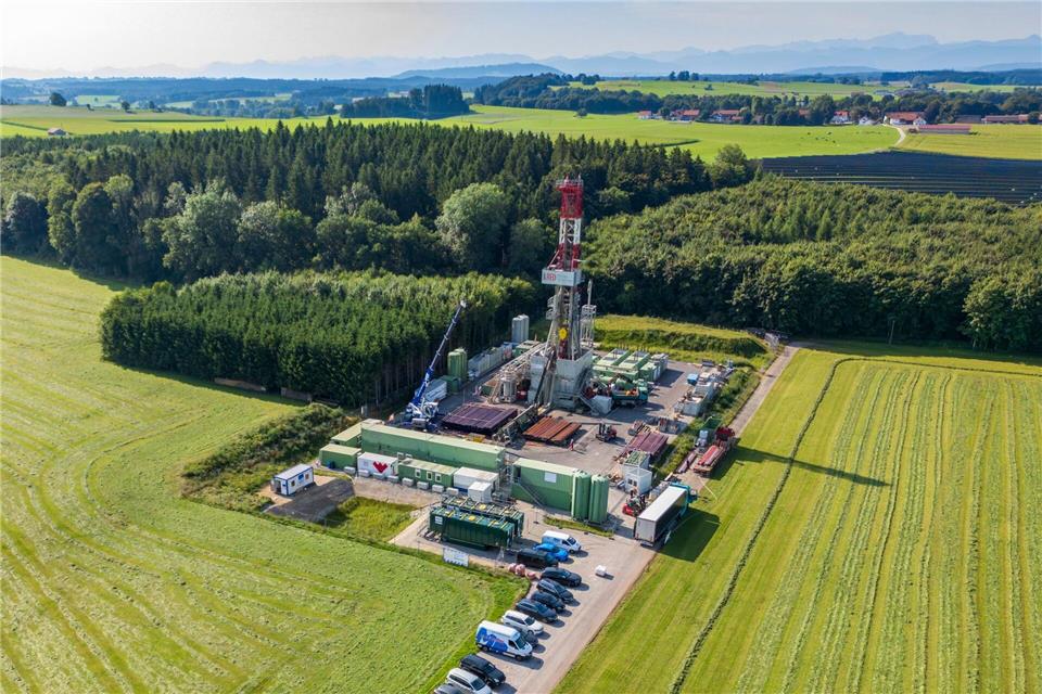 Im Vorfeld hatten Anwohner und Umweltschützer gegen das Gasförderprojekt demonstriert.Peter Kneffel/dpa
