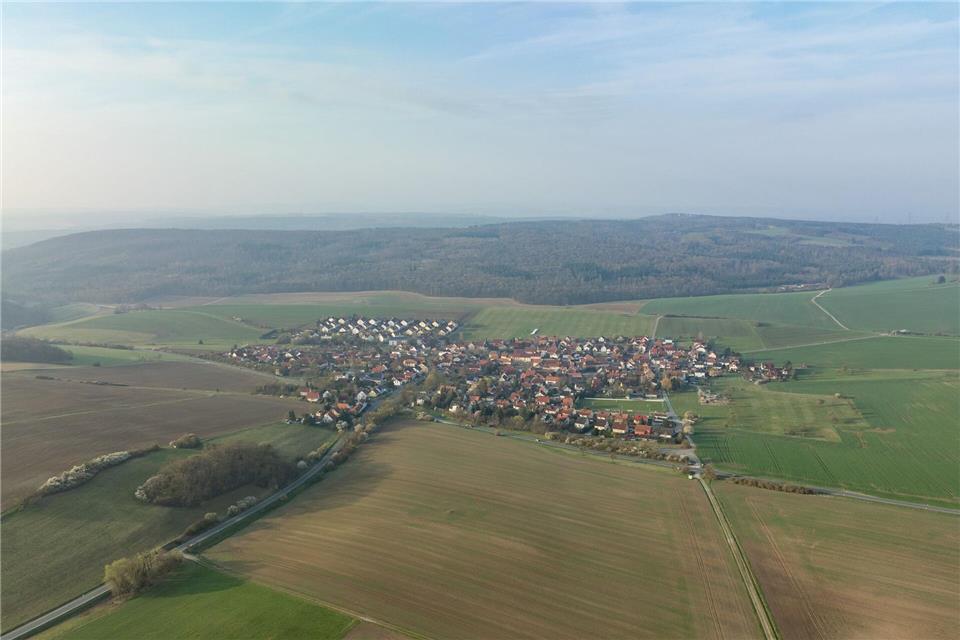 Im Weimarer Land und weiteren sieben Thüringer Landkreisen sorgen Dorfkümmerer für das Miteinander im Ort (Symbolbild).David Breidert/dpa