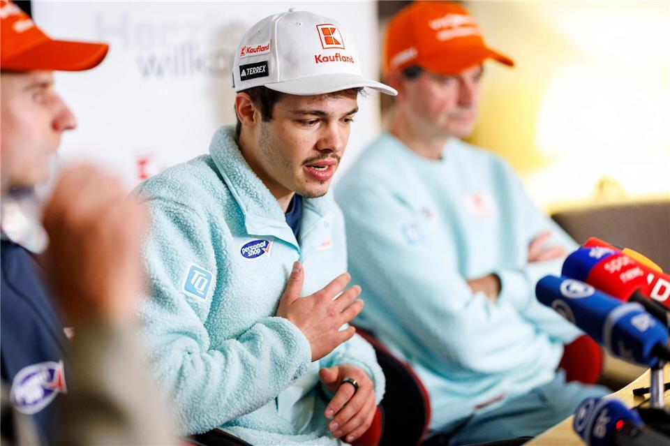 Im Zentrum der Aufmerksamkeit: Philipp Raimund.Daniel Karmann/dpa