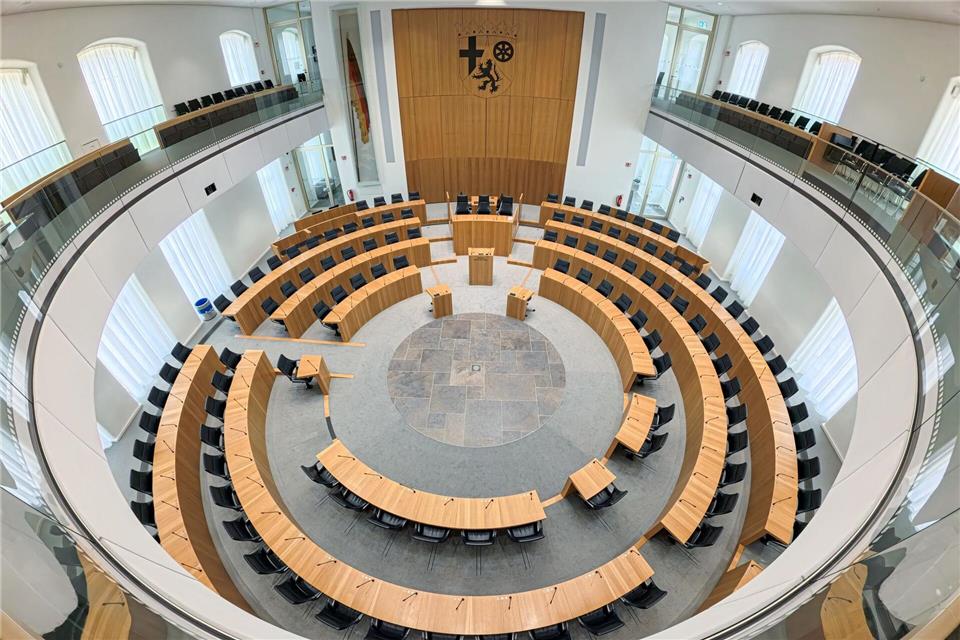 Im neuen Landtag von Rheinland-Pfalz wird es vier Fraktionen geben. (Archivbild)Boris Roessler/dpa