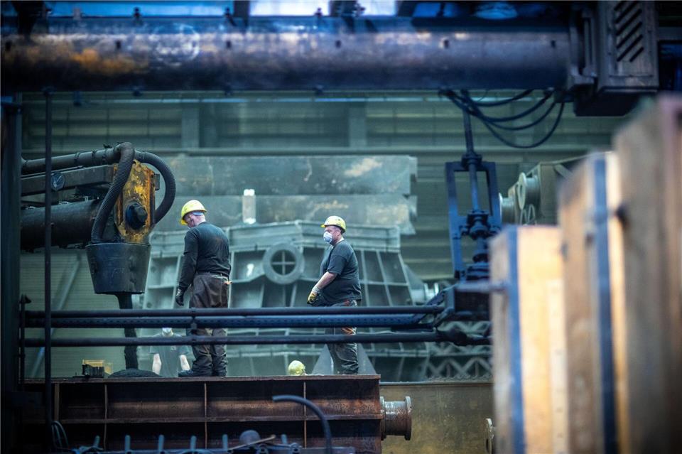 Im produzierenden Gewerbe in MV arbeiteten im vergangenen Jahr 3.500 Menschen weniger. (Archivbild)Jens Büttner/dpa-Zentralbild/ZB
