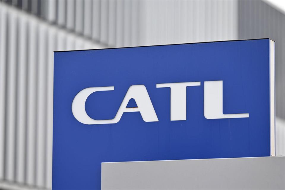 Im thüringischen Arnstadt betreibt das chinesische Unternehmen CATL eine Batterieproduktion. (Archivbild)Martin Schutt/dpa