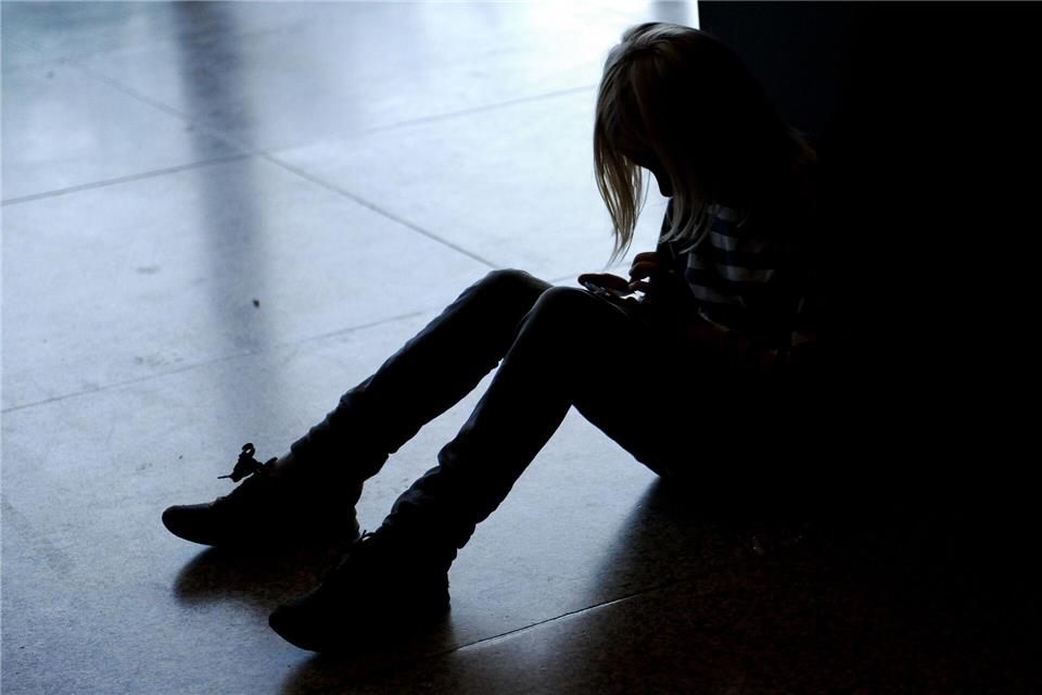 Im vergangenen Jahr stieg die Zahl der gemeldeten Kindeswohlgefährdungen in Sachsen-Anhalt an. (Symbolbild)Britta Pedersen/dpa-Zentralbild/dpa