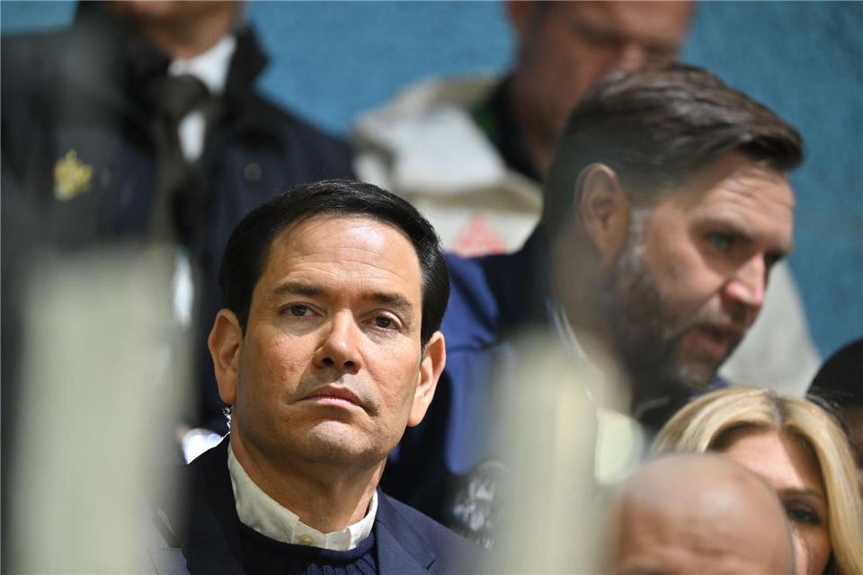 Im vergangenen Jahr war Vizepräsident JD Vance in München, diesmal wird Außenminister Marco Rubio die Trump-Regierung vertreten.Peter Kneffel/dpa