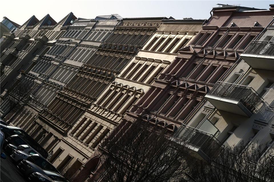 Im vergangenen Jahr zahlten Käuferinnen und Käufer von Eigentumswohnungen im Schnitt 5.251 Euro pro Quadratmeter. (Archivbild)Jens Kalaene/dpa-Zentralbild/ZB
