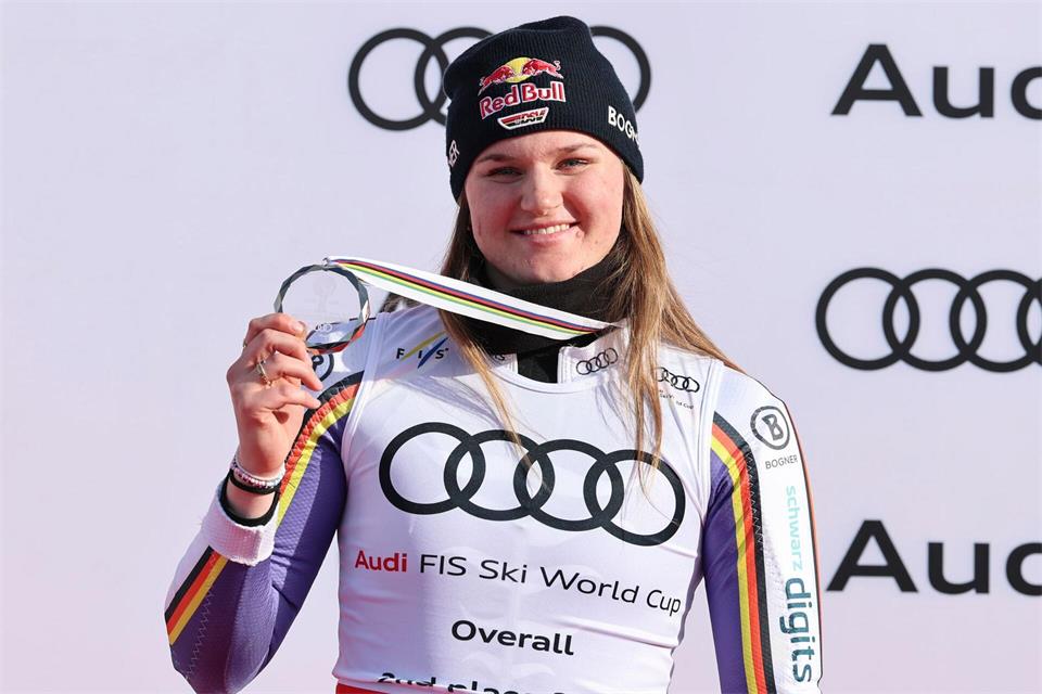 Im vorigen Winter fehlten Aicher weniger als 100 Punkte für den Sieg im Gesamtweltcup. (Archivbild)Marco Trovati/AP/dpa