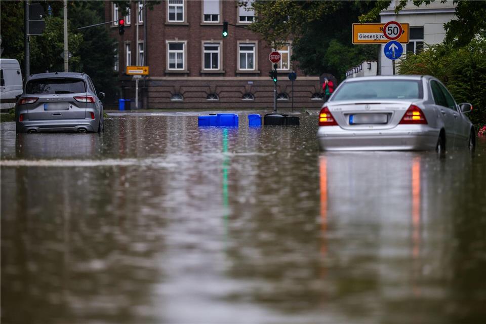 Im zu Ende gehenden Jahr gab es nach einer ersten Schätzung weniger Unwetterschäden in Deutschland. (Archivbild)Christoph Reichwein/dpa