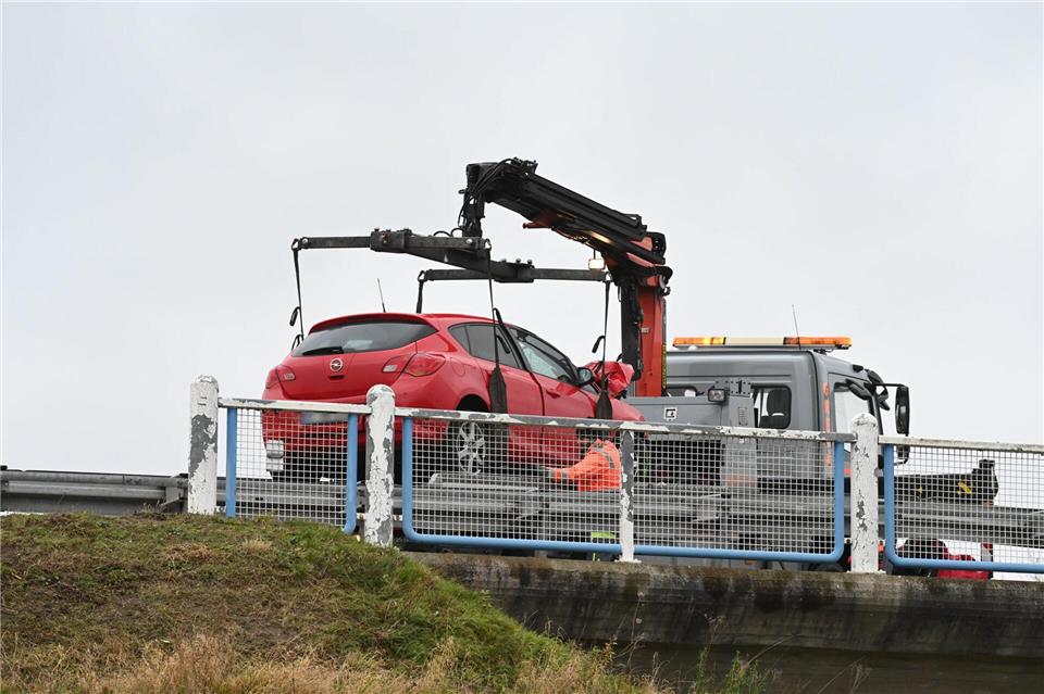 Im zurückliegenden Jahr starben in MV nach Angaben des Statistischen Bundesamtes 94 Menschen bei Verkehrsunfällen, etwa 5.500 Personen wurden verletzt. (Archivbild)Stefan Sauer/dpa