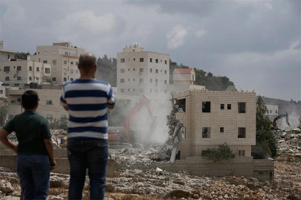 Immer mehr Menschen verlieren im besetzten Westjordanland alles. Majdi Mohammad/AP/dpa