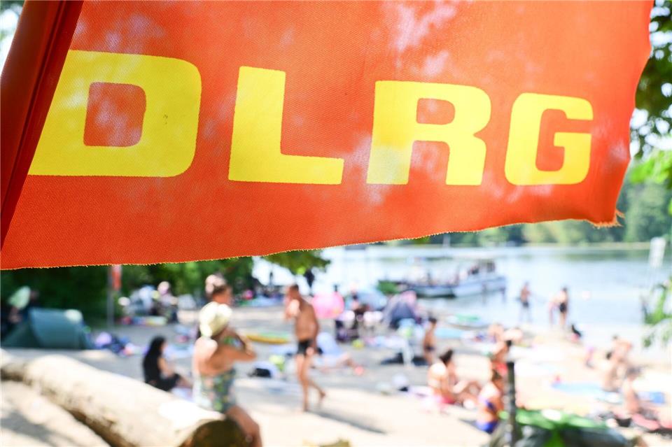 In Berlin betreibt die DLRG 26 Stationen an der Ober- und Unterhavel und am Müggelsee. (Symbolbild)Sebastian Gollnow/dpa