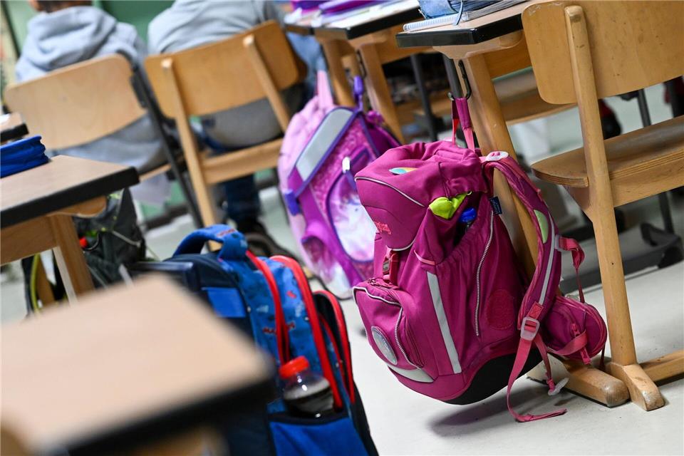 In Berlin geht die Schule wieder los. (Archivbild)Jens Kalaene/dpa