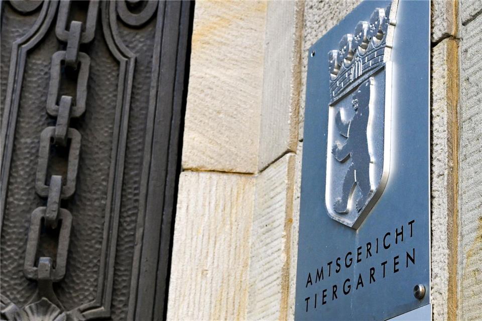 In Berlin ist ein Beamter des Bundeskriminalamts wegen Betruges angeklagt. (Archivbild)Jens Kalaene/dpa