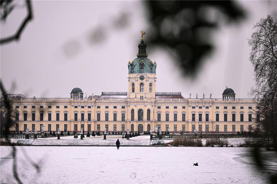 In Berlin ist es weiter frostig kalt.Britta Pedersen/dpa
