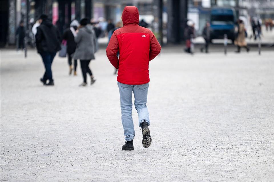 In Berlin ist es weiterhin frostig. Fabian Sommer/dpa